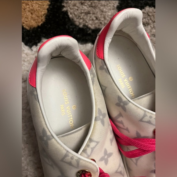 I got these as a present but the fit big, I used them 3 times - Picture 2 of 7